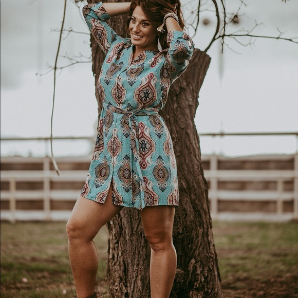 || Day to Night - Ready to Wear Dress - Picture 2 of 8